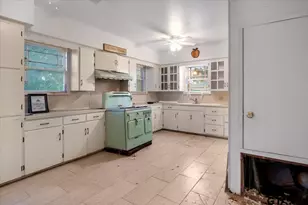 1419 N Broadway, Tyler, TX 75702 - Photo 7