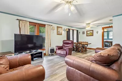 710 W 1st Street, Hughes Springs, TX 75656 - Photo 17