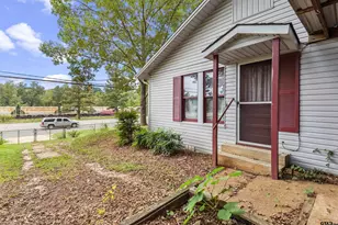 710 W 1st St, Hughes Springs, TX 75656 - Photo 3