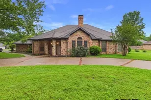 1178 Oval Dr, Athens, TX 75751 - Photo 1