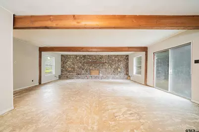 203 E Groves St, Big Sandy, TX 75755 - Photo 13