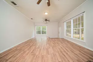 203 E Groves St, Big Sandy, TX 75755 - Photo 5