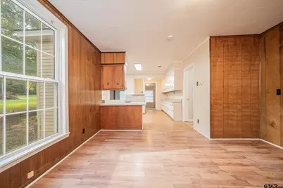 203 E Groves St, Big Sandy, TX 75755 - Photo 11