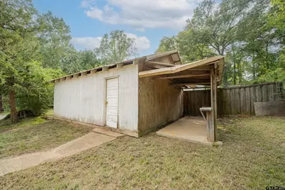 100 W Groves St, Big Sandy, TX 75755 - Photo 27