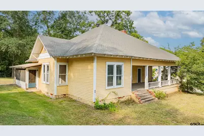 100 W Groves St, Big Sandy, TX 75755 - Photo 1