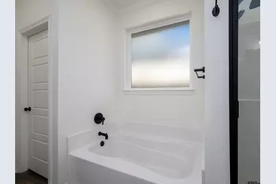 3024 Royal Garden Road, Tyler, TX 75701 - Photo 19