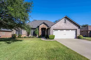 19560 Sandhill Ln, Flint, TX 75762 - Photo 1