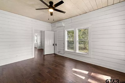 241 Ayers St, Frankston, TX 75763 - Photo 3