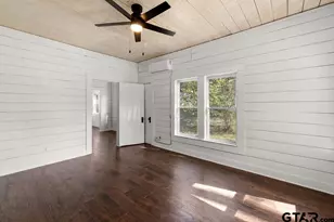 241 Ayers St, Frankston, TX 75763 - Photo 3