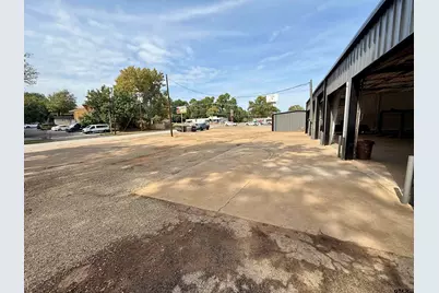 1622 W Front St, Tyler, TX 75702 - Photo 25
