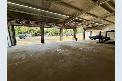 1622 W Front St, Tyler, TX 75702 - Photo 23