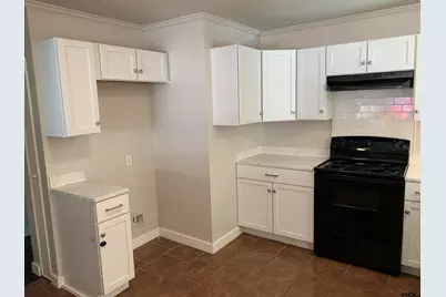507 Davis, Athens, TX 75751 - Photo 5