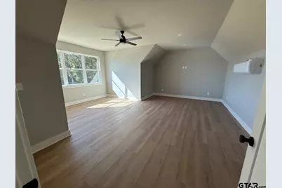 14697 Woodland Creek Drive, Tyler, TX 75706 - Photo 11
