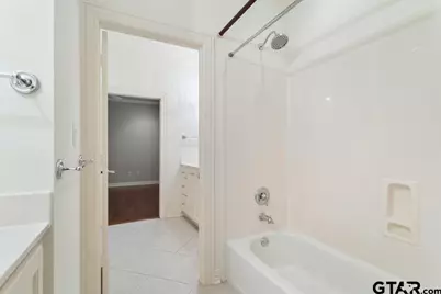 1103 Laurelwood Dr, Tyler, TX 75703 - Photo 21