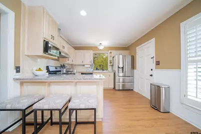 1900 W Hoyt Dr., Longview, TX 75601 - Photo 9