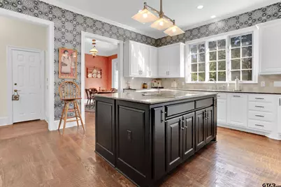 408 E Jolly St, Palestine, TX 75801 - Photo 21