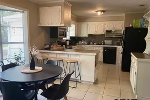 533 Bryson, Athens, TX 75751 - Photo 3