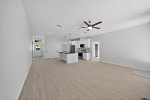 369 Co Rd 4215, Jacksonville, TX 75766 - Photo 13