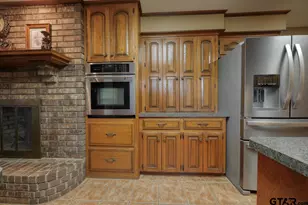 2209 Mitze Ln, Palestine, TX 75803 - Photo 17