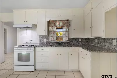 3303 Baldwin Dr, Tyler, TX 75702 - Photo 9