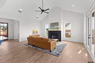 16421 Clearview Dr, Lindale, TX 75771 - Photo 13