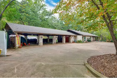 2223 N Link St, Palestine, TX 75803 - Photo 3