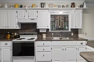 12417 E Cr 397, Henderson, TX 75652 - Photo 31