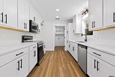 1907 Beth, Longview, TX 75605 - Photo 21