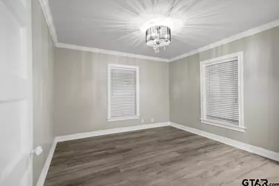 1020 W Morris St, Tyler, TX 75702 - Photo 17