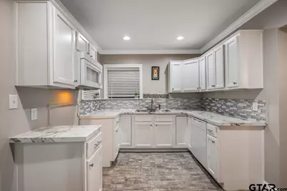 1020 W Morris St, Tyler, TX 75702 - Photo 15