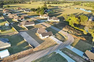 11918 Tara Ln, Lindale, TX 75771 - Photo 7