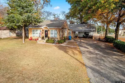 1702 W First Street, Mt Pleasant, TX 75455 - Photo 1