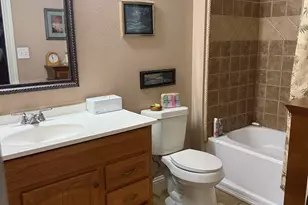 517 Wildewood Dr, Chandler, TX 75758 - Photo 9