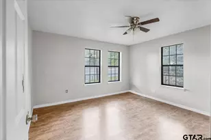 322 E Martin Luther King Jr Blvd, Tyler, TX 75702 - Photo 5