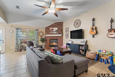 308 Willow, Bullard, TX 75757 - Photo 5