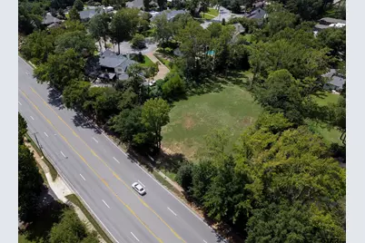 2835 S Broadway Ave, Tyler, TX 75701 - Photo 9