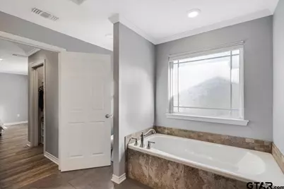 300 N Evenside St, Henderson, TX 75654 - Photo 21