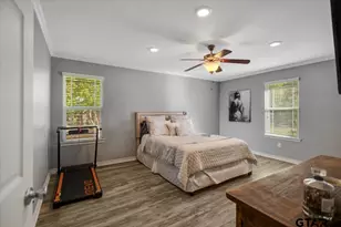 300 N Evenside St, Henderson, TX 75654 - Photo 17