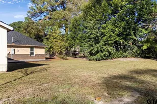 300 N Evenside St, Henderson, TX 75654 - Photo 27