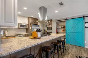 300 N Evenside St, Henderson, TX 75654 - Photo 15