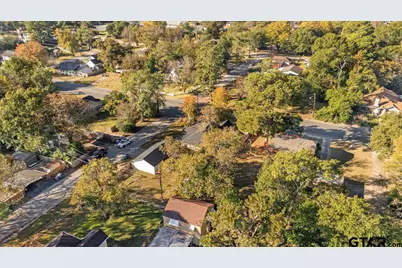 300 N Evenside St, Henderson, TX 75654 - Photo 31