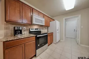421 W Cumberland Rd, Tyler, TX 75703 - Photo 13
