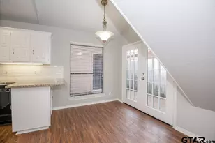 5917 Hollytree, Tyler, TX 75703 - Photo 13