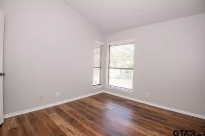 5917 Hollytree, Tyler, TX 75703 - Photo 25