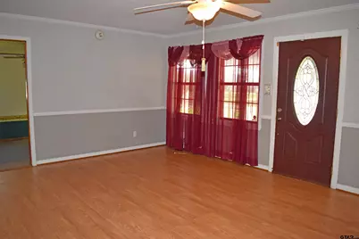 209 Ludolph St, Palestine, TX 75803 - Photo 5