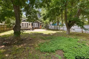 717 Nacogdoches St, Jacksonville, TX 75766 - Photo 23