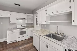 717 Nacogdoches St, Jacksonville, TX 75766 - Photo 7