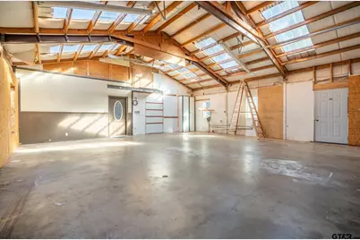 21881 Barron Rd, Chandler, TX 75758 - Photo 25