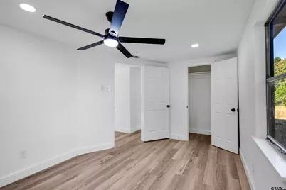 2713 W Shaw St, Tyler, TX 75701 - Photo 11