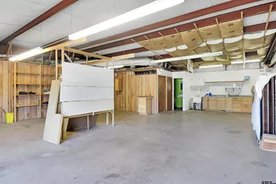 419 W Larissa St, Jacksonville, TX 75766 - Photo 23